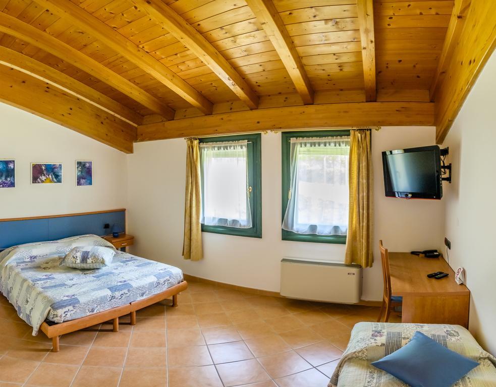 Al Colle Cavaion Veronese Quarto foto